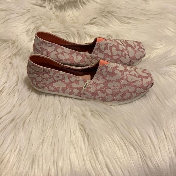TOMS Coral almond flocked glitter cheetah Shoes Limited Edition - Picture 3 of 7